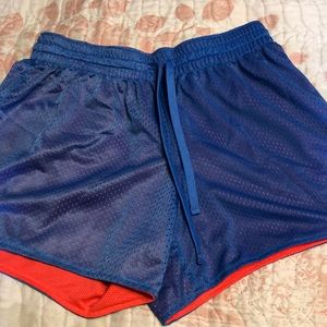 Reversible mesh shorts